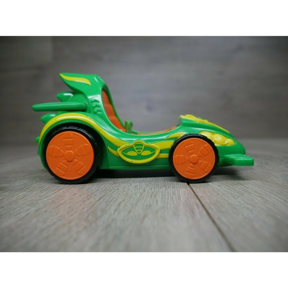 PJ Masks Race Into The Night Gekko 7-inch Car - Picture 2 of 5